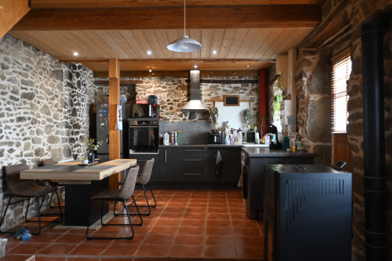 Maison à vendre à Aigues vives (11800) — À vendre   Maison de village à Aigues-Vives (Aude)